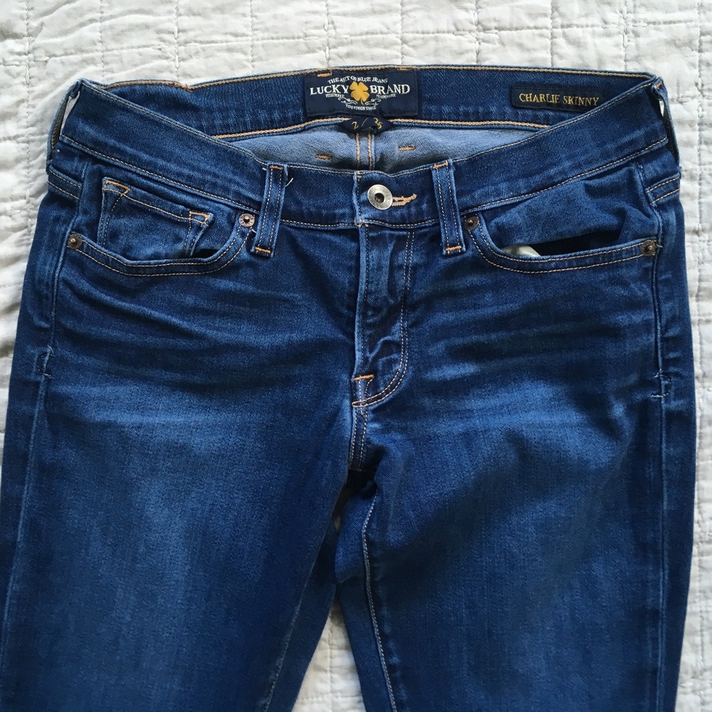 Lucky Brand Charlie Skinny dark blue jeans Sz 2/26